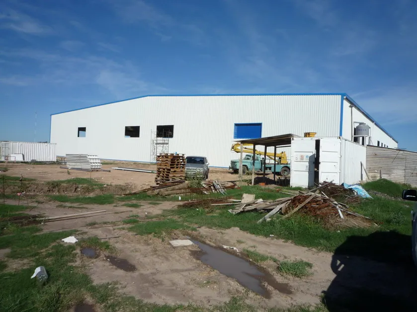 Q355b 高強度鋼箱ビームポール建物金属ワークショッププレハブ金属建物